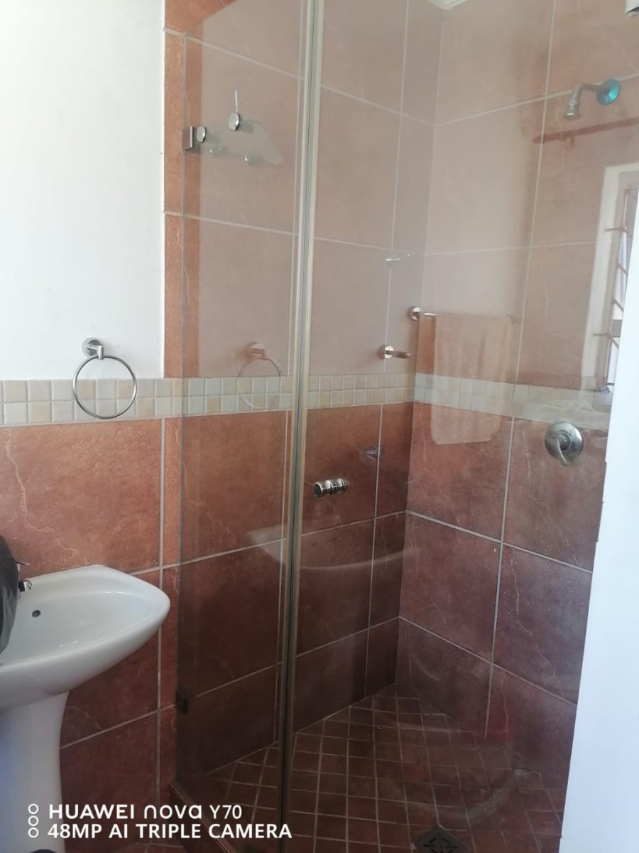 2 Bedroom Property for Sale in Hagley Western Cape